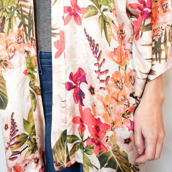 KACHEL Anthropologie Floral Pink Kimono NWT - Picture 7 of 7